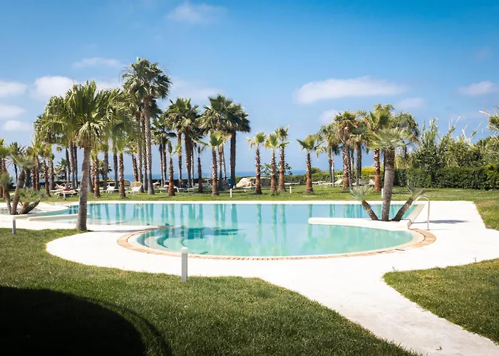 Infinity Tropea אתר נופש 4*