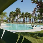 Infinity Tropea 4* 파르겔리아