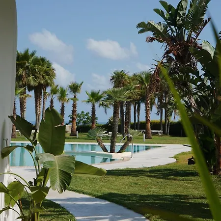 Infinity Tropea 4*