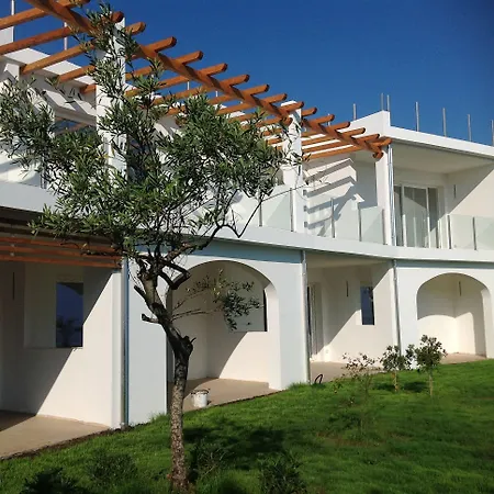אתר נופש Infinity Tropea 4*