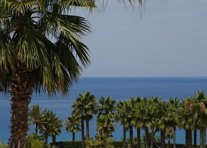 Infinity Tropea Resort 4*